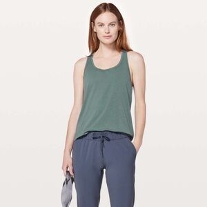 Lululemon love tank pleated juniper color fits like small/medium